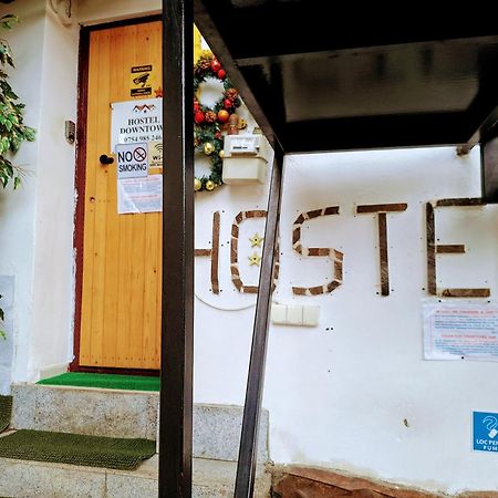 Downtown Hostel Brasov Luaran gambar