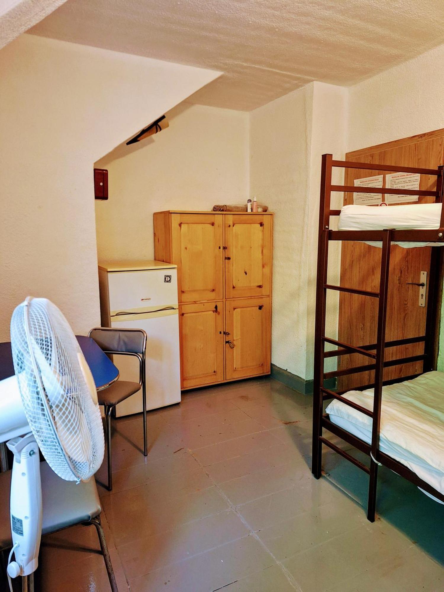 Downtown Hostel Brasov Luaran gambar