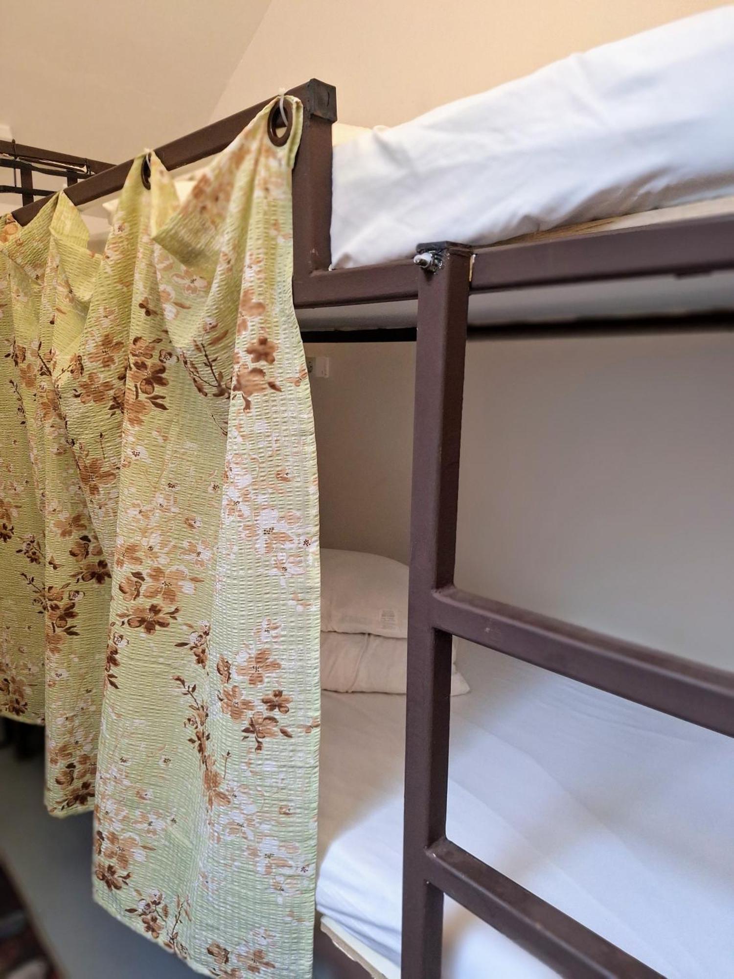 Downtown Hostel Brasov Luaran gambar